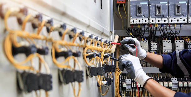 Professional Electrician technician working in Courtland, VA